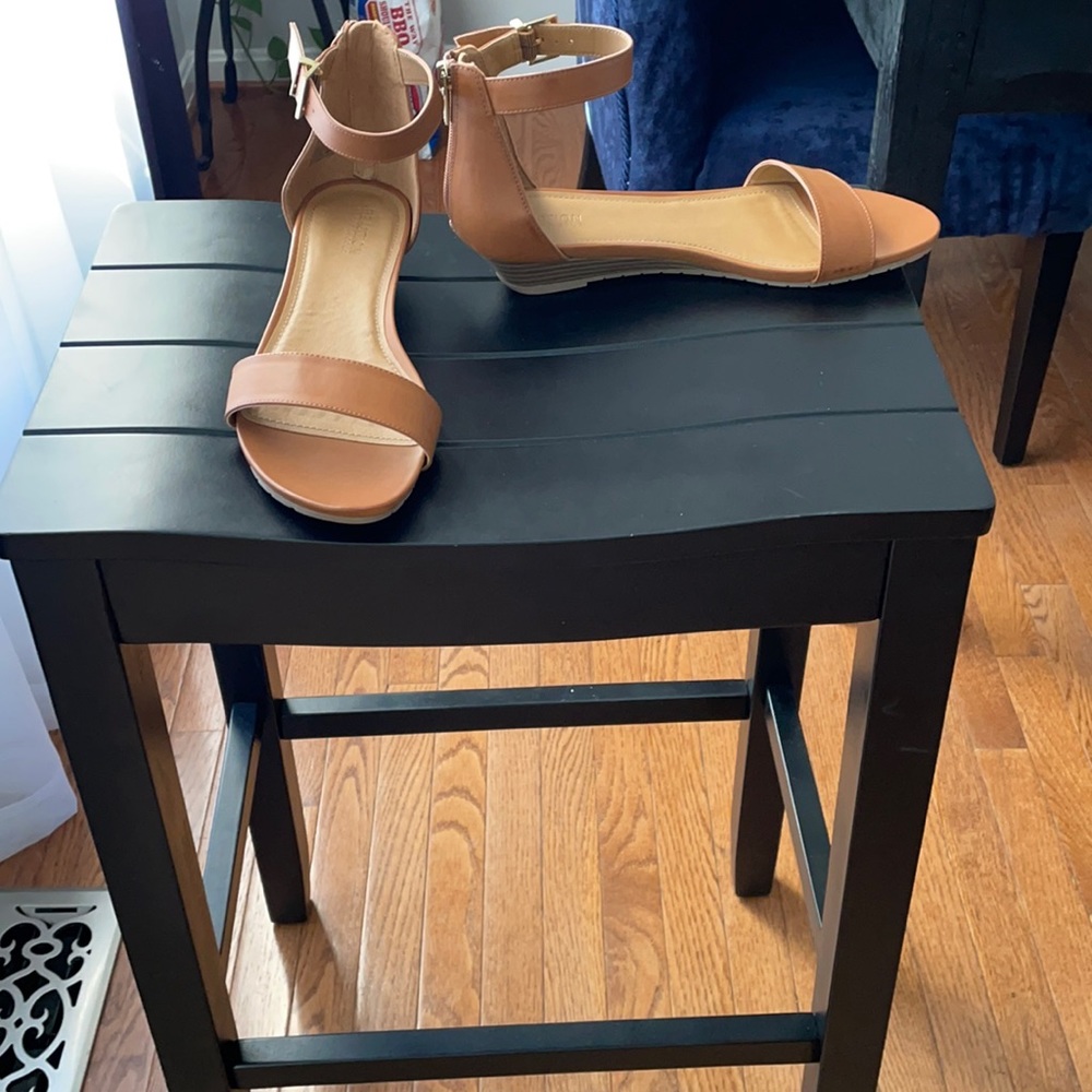 Kenneth Cole Reaction Sandals-Size 8.5